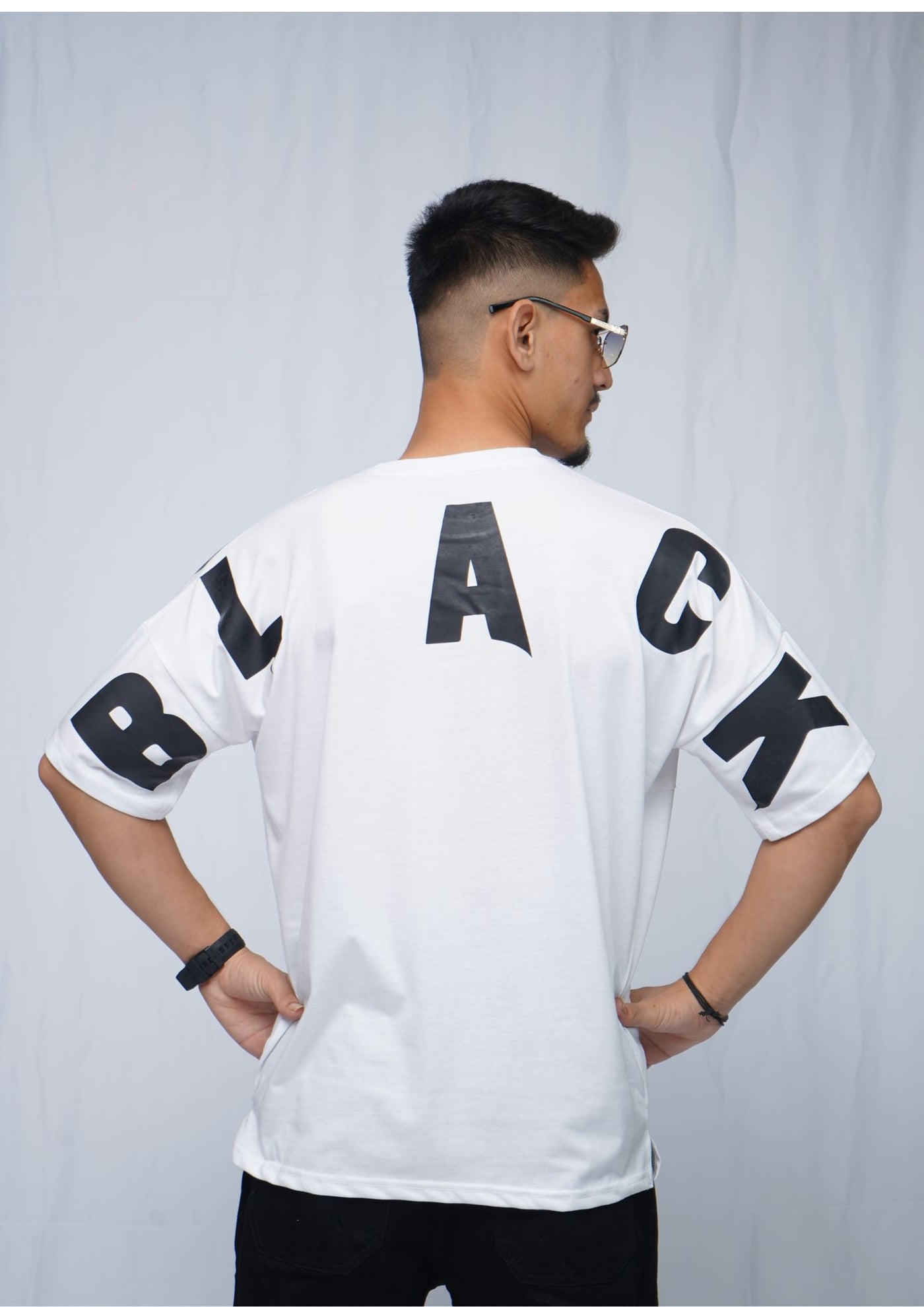 Drop shoulder black printed oversized t shirts